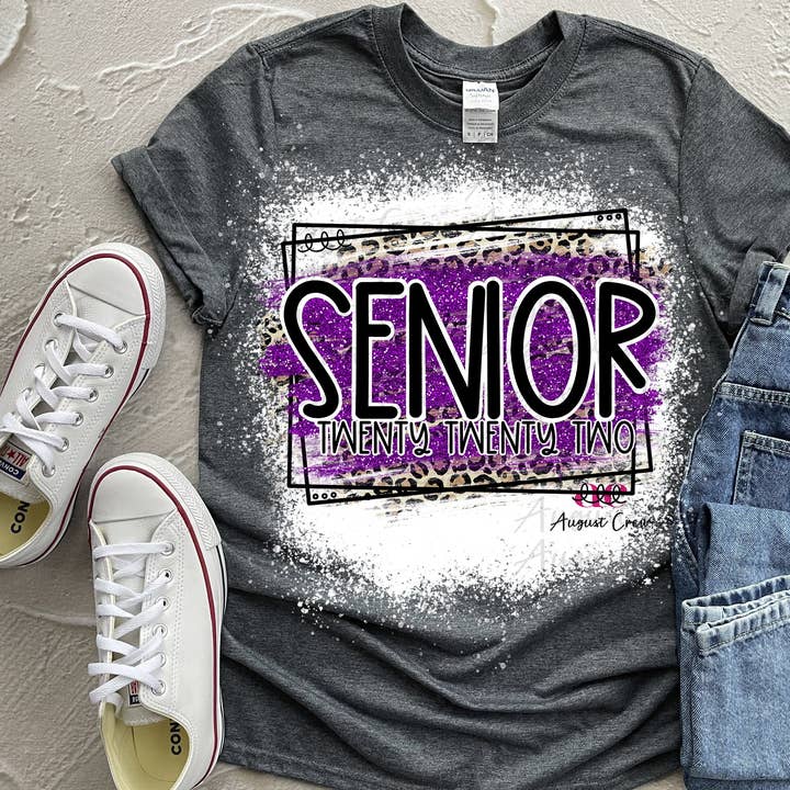 PERSONNALISÉ | Senior| 2022 (blanchi) pour la vente par August Crew