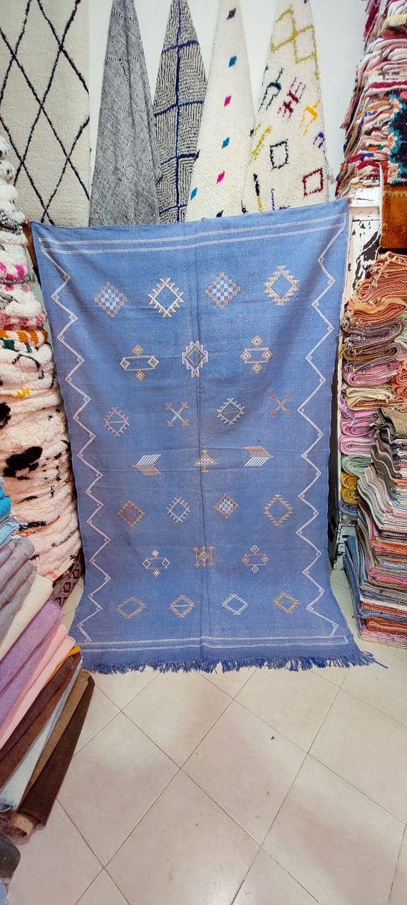 Maroccarpets Poufs and pillows wholesale +31648976894 – wholesale Area rug – New HANDMADE MOROCCAN Cactus Silk Rug9