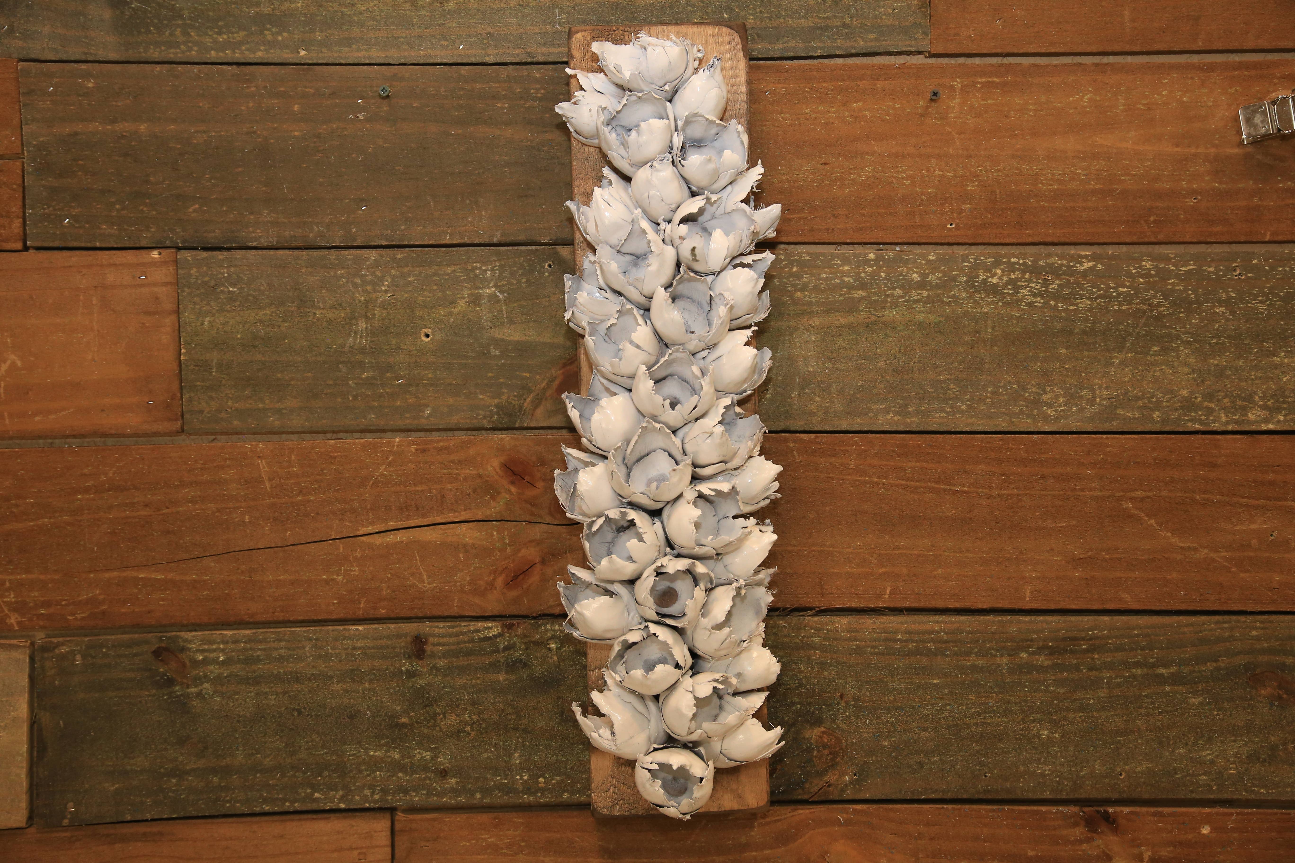 Forever Green Art - Wholesale Decorative Tabletop Object - Medium Seed Pod With Wood Base1