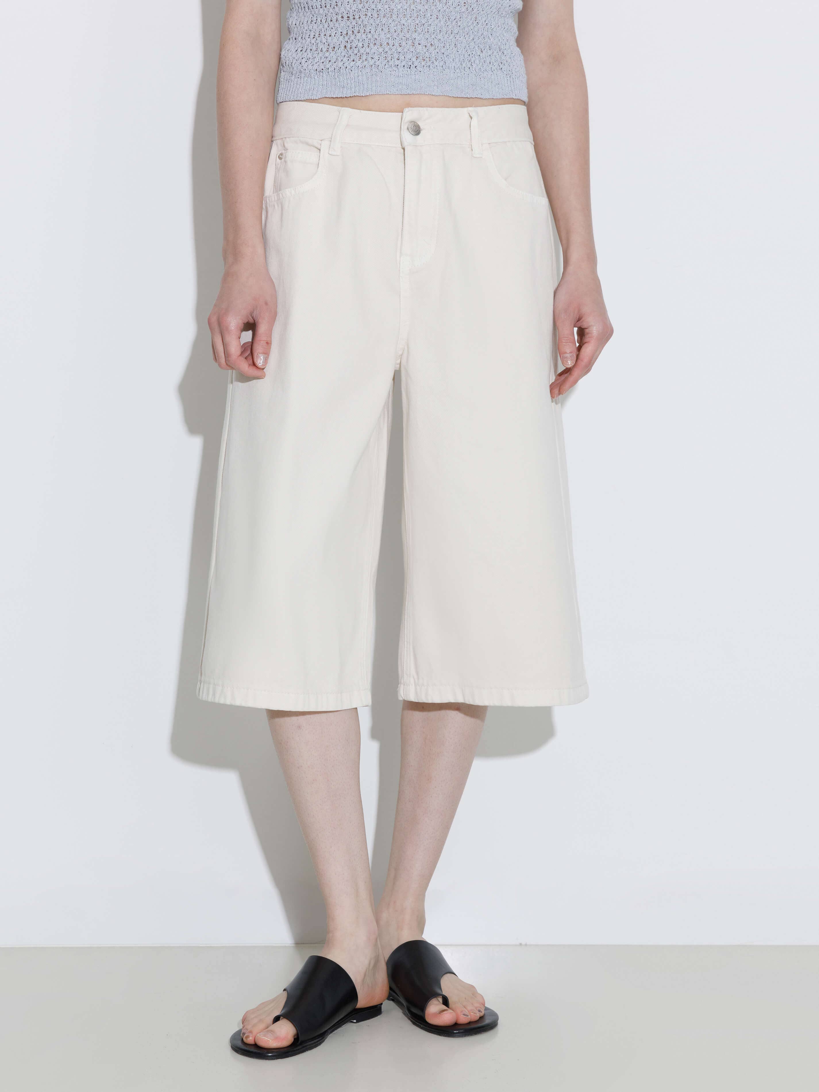 CUBIC - Vente Short – femme - Short en jean ample mi-genou blanc/bleu17