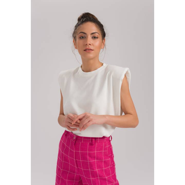 Hvid skulder Pad Tee for engroshandel hos HOELO