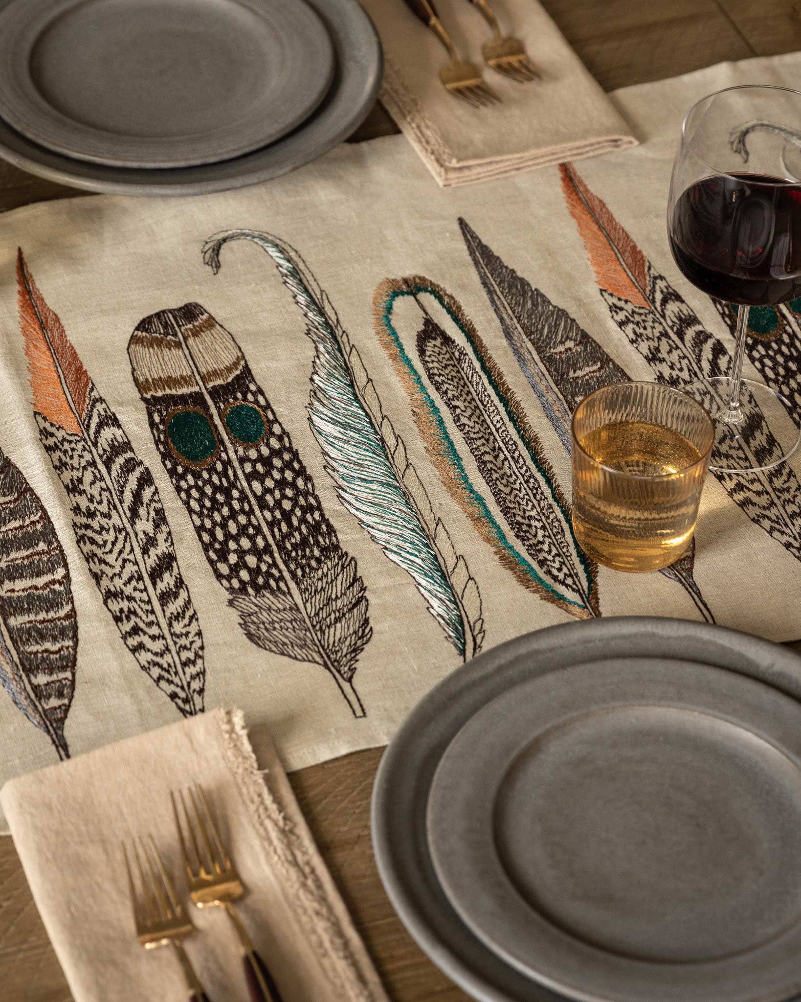 Coral & Tusk - Wholesale Table Runner - Feathers Table Runner1