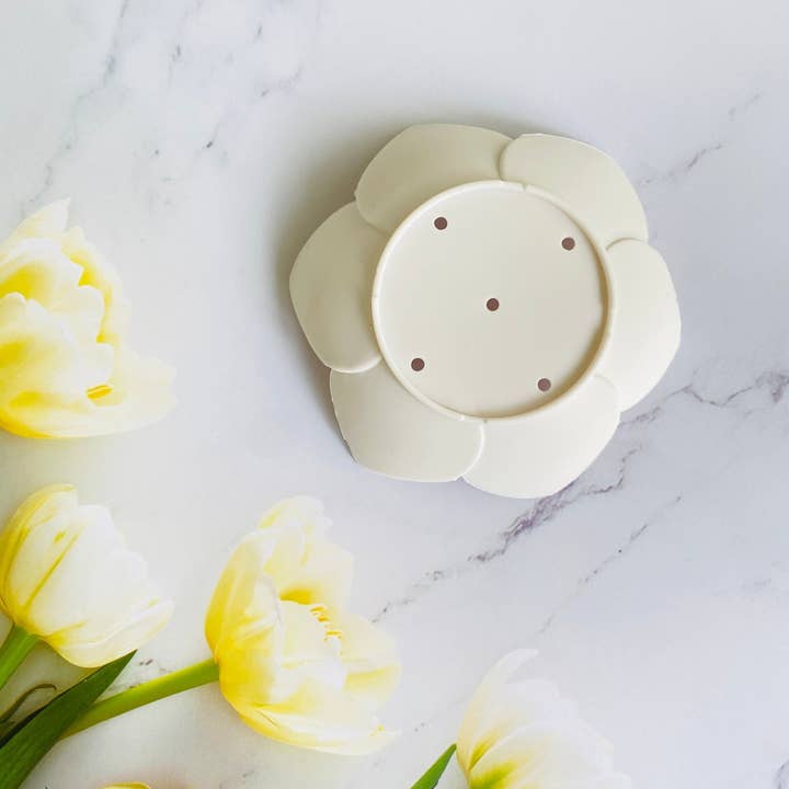 Tammi Home Body & Bath - Wholesale Bath soap dish - TranquilBlossom Silicone Soap Holder - Soap Dish of Morandi Elegance with Water Drainage - Alpine White1