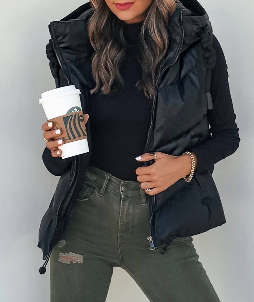 HIDDENBRAND - Wholesale Outerwear Vest - Women's - Short Hooded Down Sleeveless Vest1