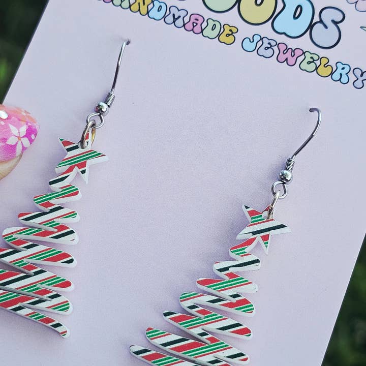 Jedi Woods LLC – Brincos de argola por atacado – Brincos de Árvore de Natal Ondulada Multicolorida3