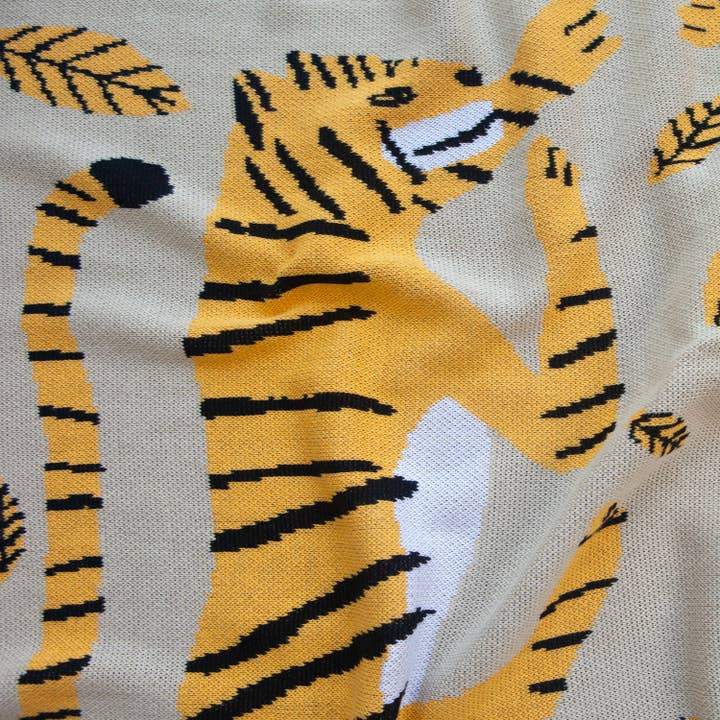 Slowdown Studio - Wholesale Bedding Blanket - Kids & Baby - Big Cats Mini Blanket1