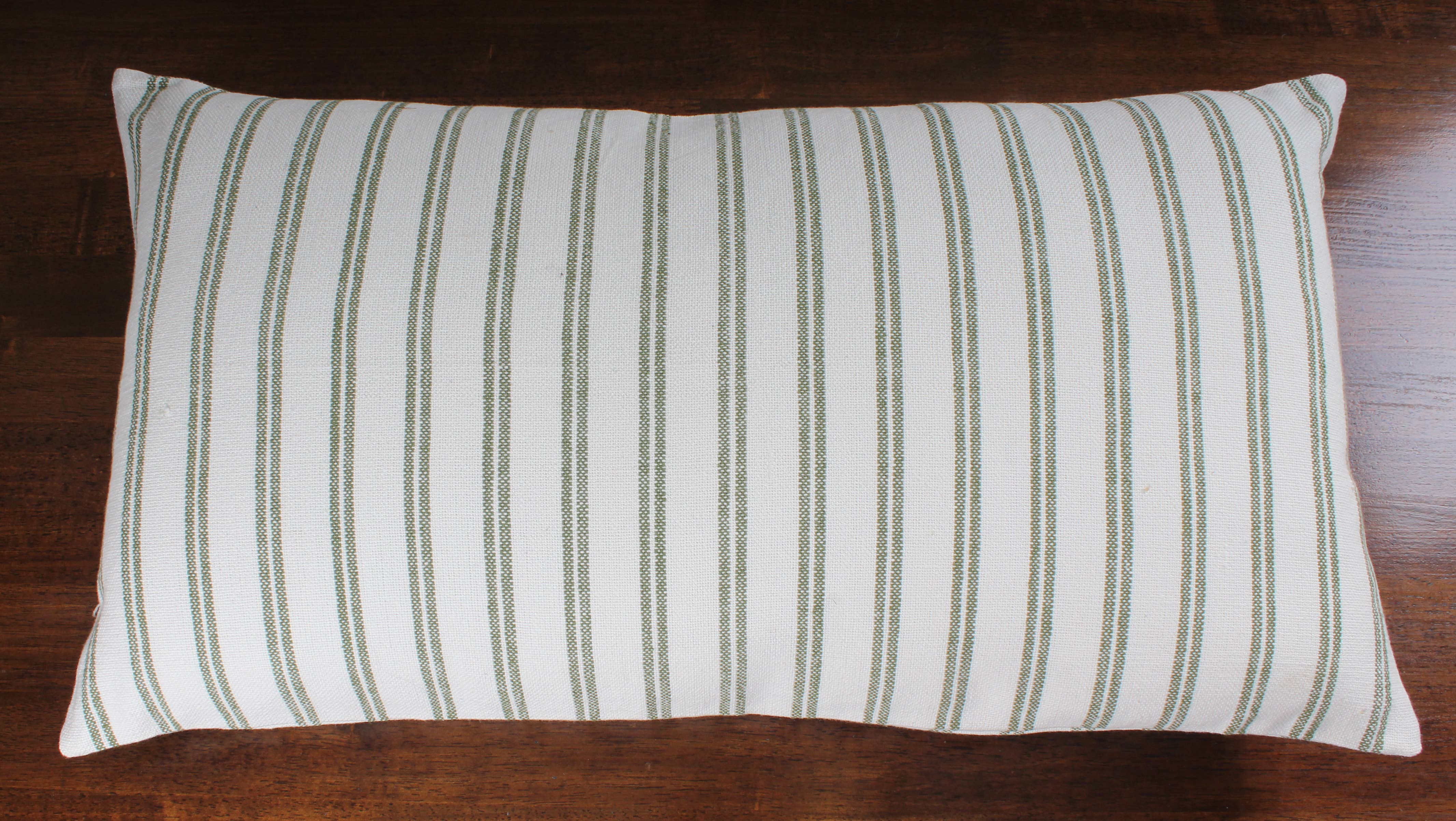 Home Collections by Raghu - Wholesale Throw Pillow Cover - Grain Sack Sage Lumbar Pillow Cover1