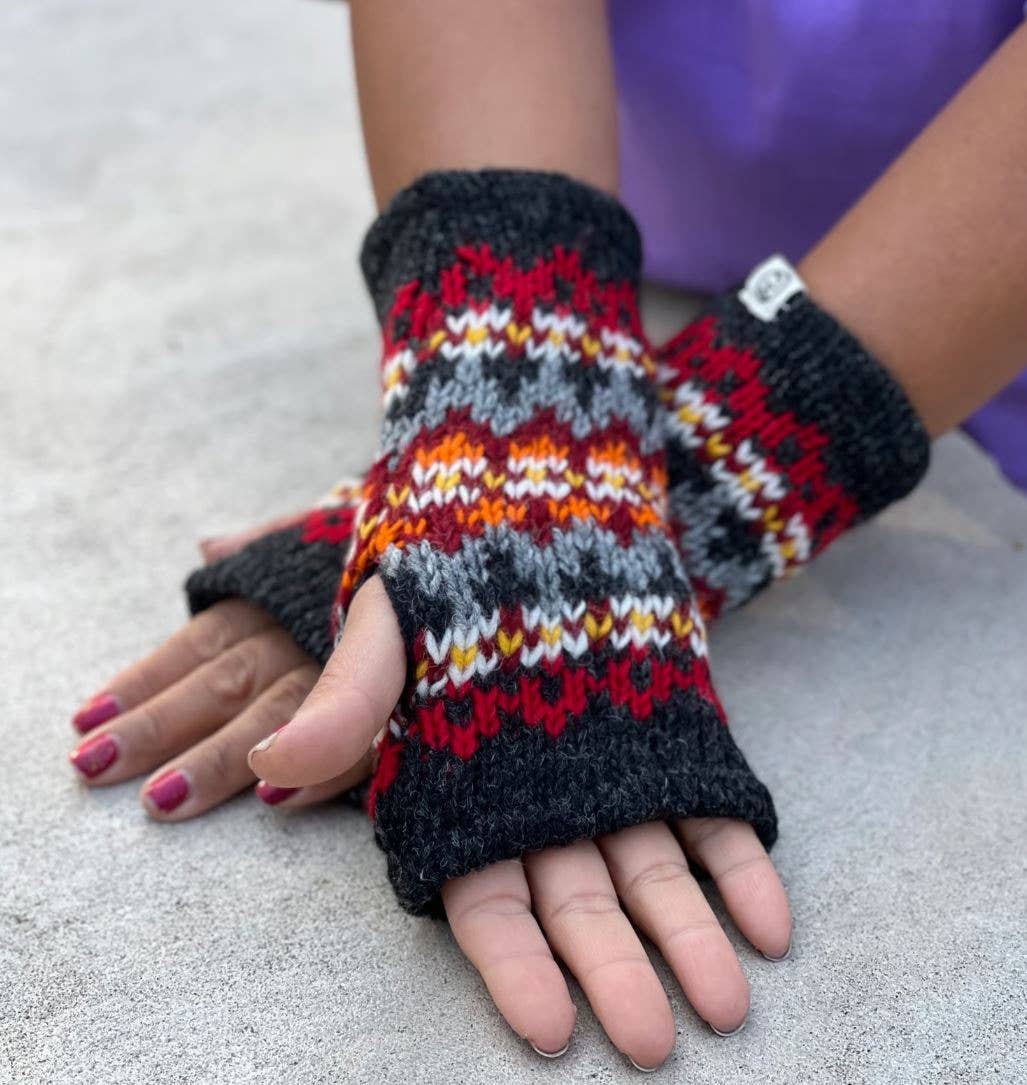 Lungta Imports – Engroshandel Handsker - Dame – Fingerløse, håndstrikkede uldhandsker med fleecefor - håndvarmer35