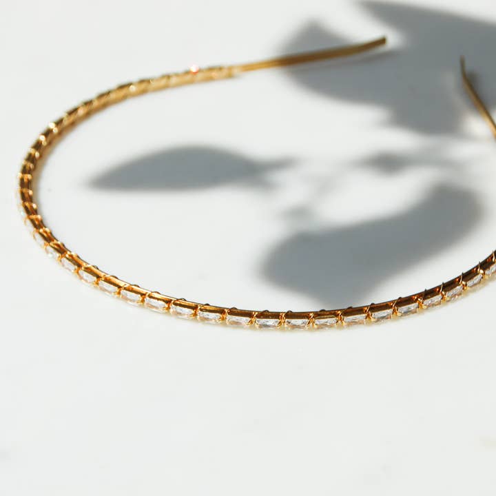 Cerchietto stretto con strass Baguette per la vendita all'ingrosso da parte di Bespoke Bridal