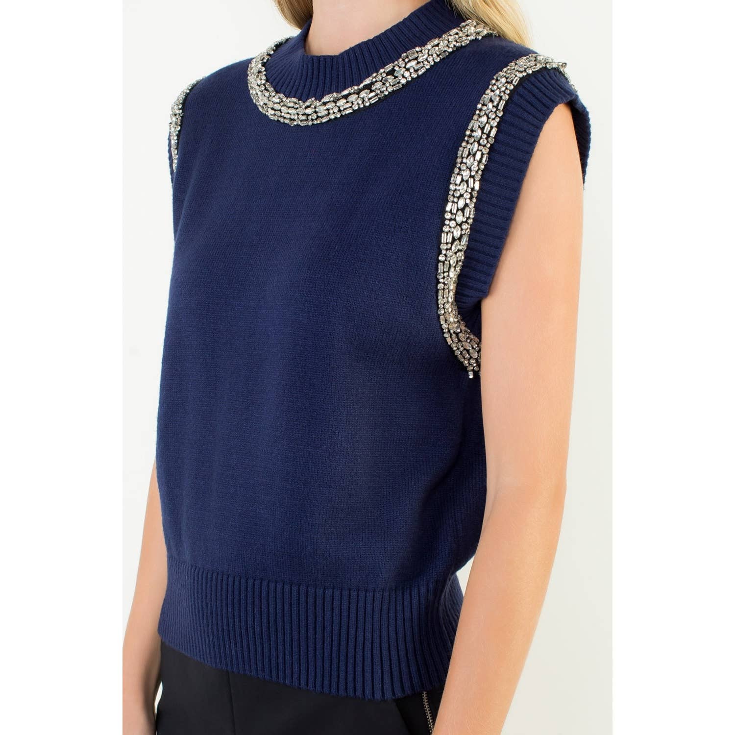 THML - Vendita all'ingrosso Maglietta - Donna - Top a Maglia con Collo Alto Decorato10