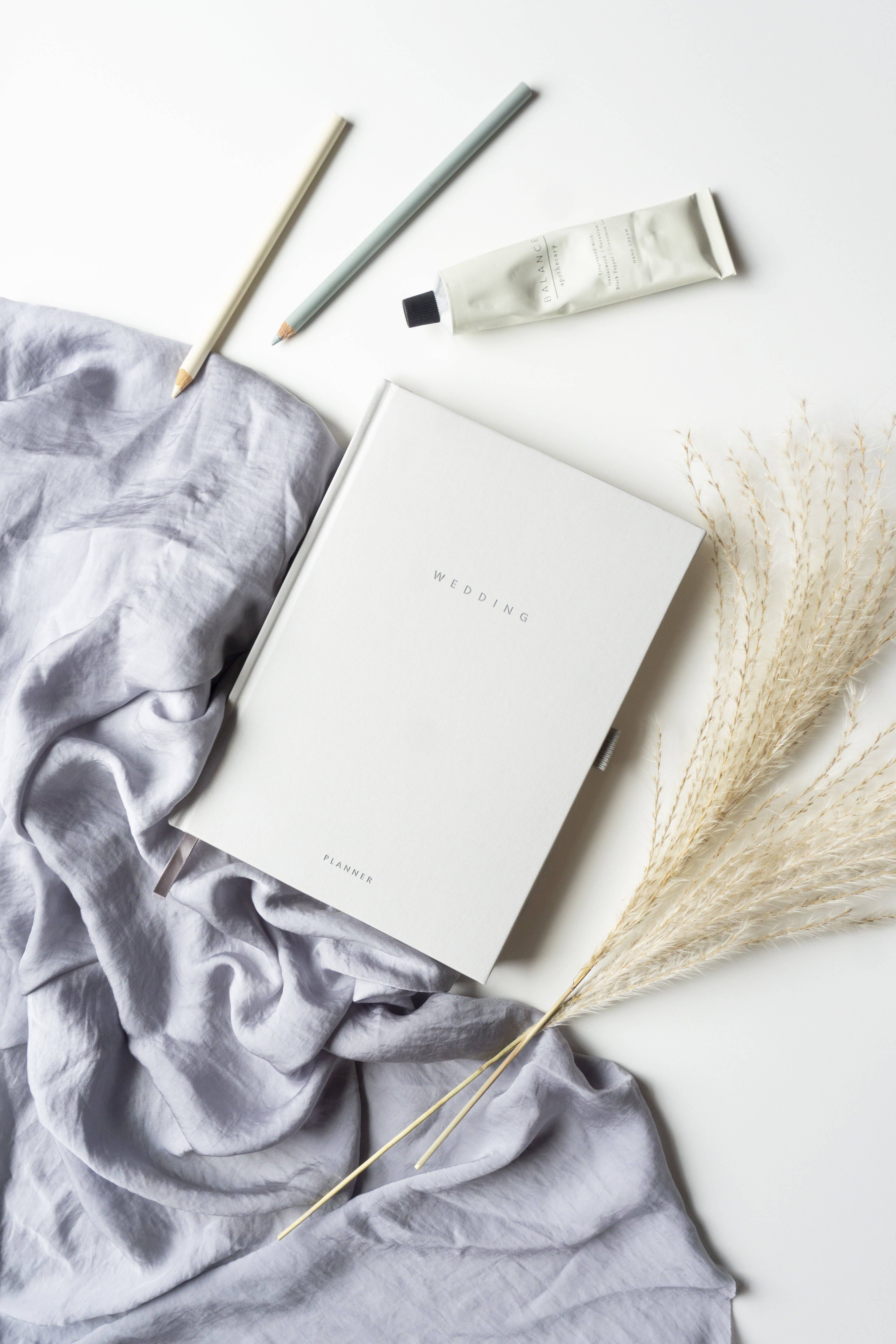 Scribble & Dot – wholesale Planner – Elegant Wedding Planner4