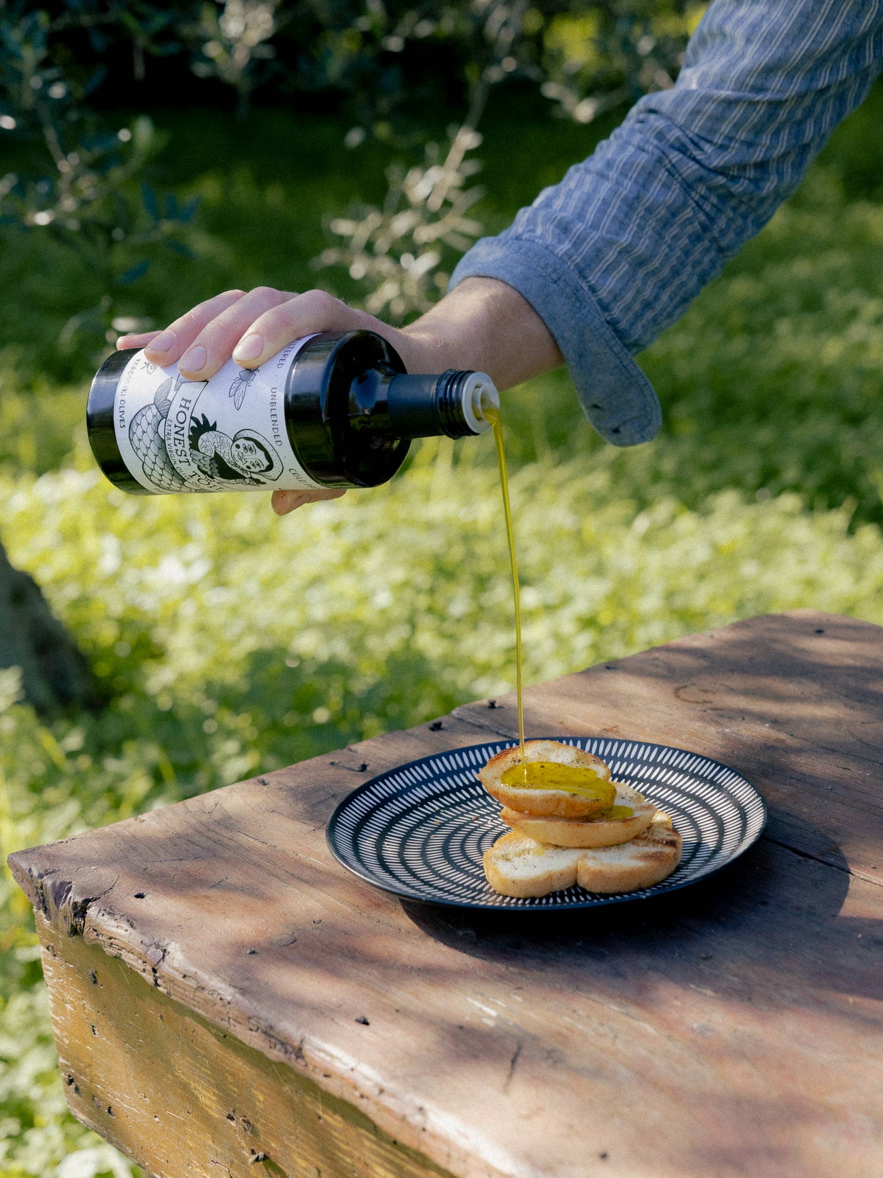 Honest Toil UK - Wholesale Olive Oil - 500ml bottle extra virgin olive oil - Nov 2025 Harvest4