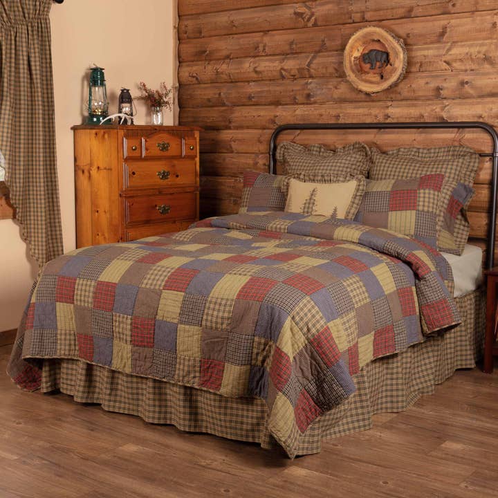 VHC Brands - Wholesale Quilt - Cedar Ridge Luxury King Quilt 120Wx105L