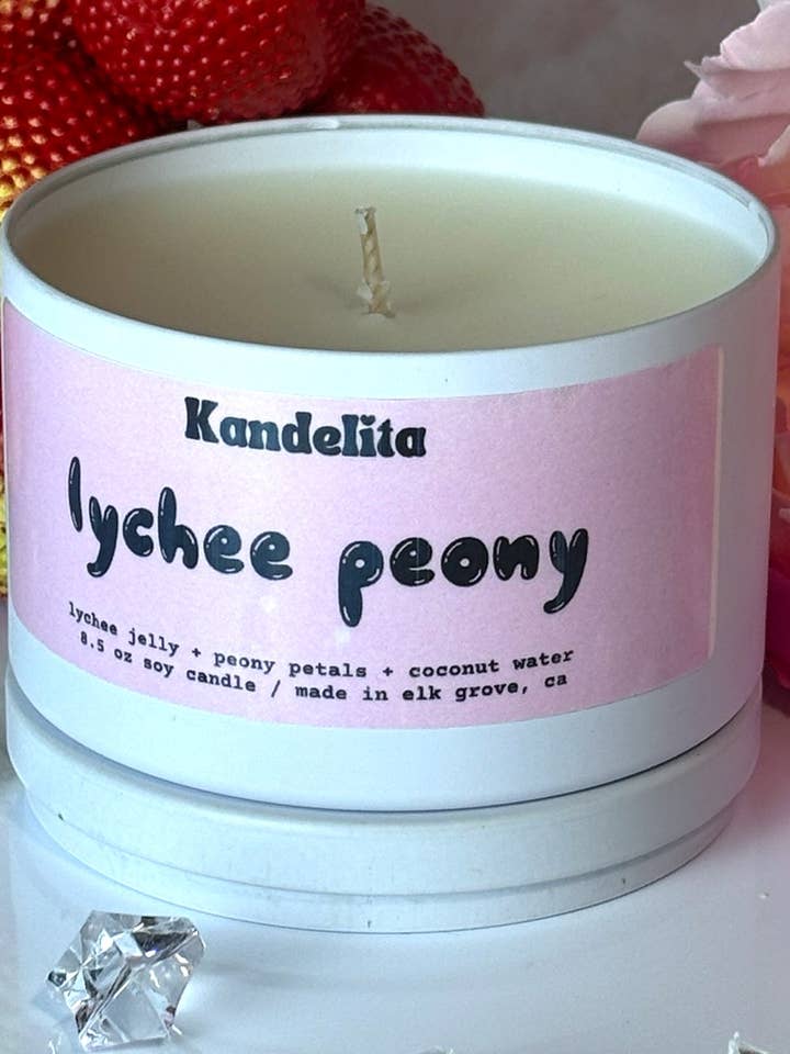 Lychee Peony | Matte white tin soy candle for wholesale by Kandelita