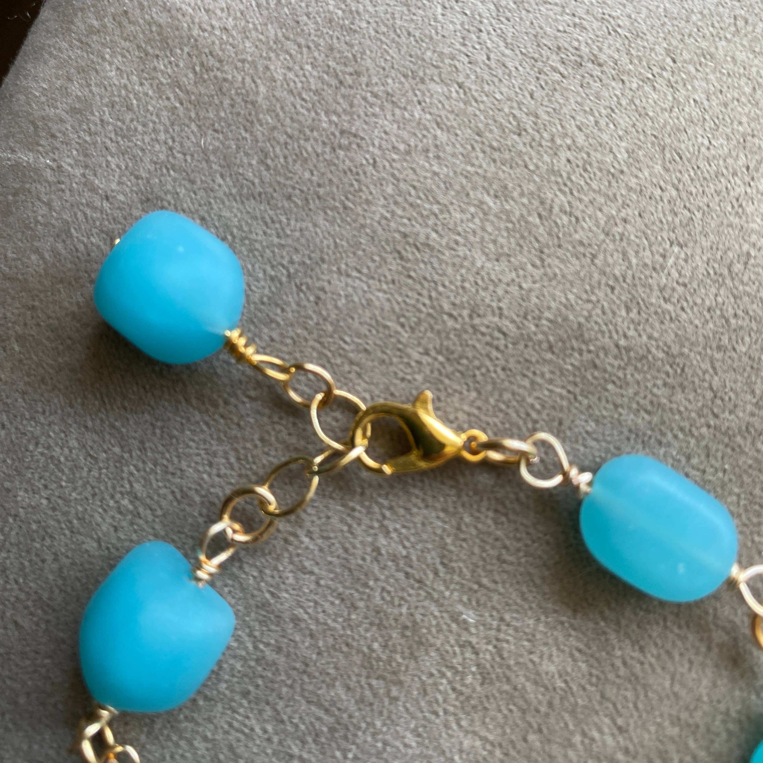 Marble Designs Jewelry - Vendita all'ingrosso Braccialetto con ciondolo/pendente - Bracciale con Cornice Martellata in Oro Vetro Satinato Blu Opaco7