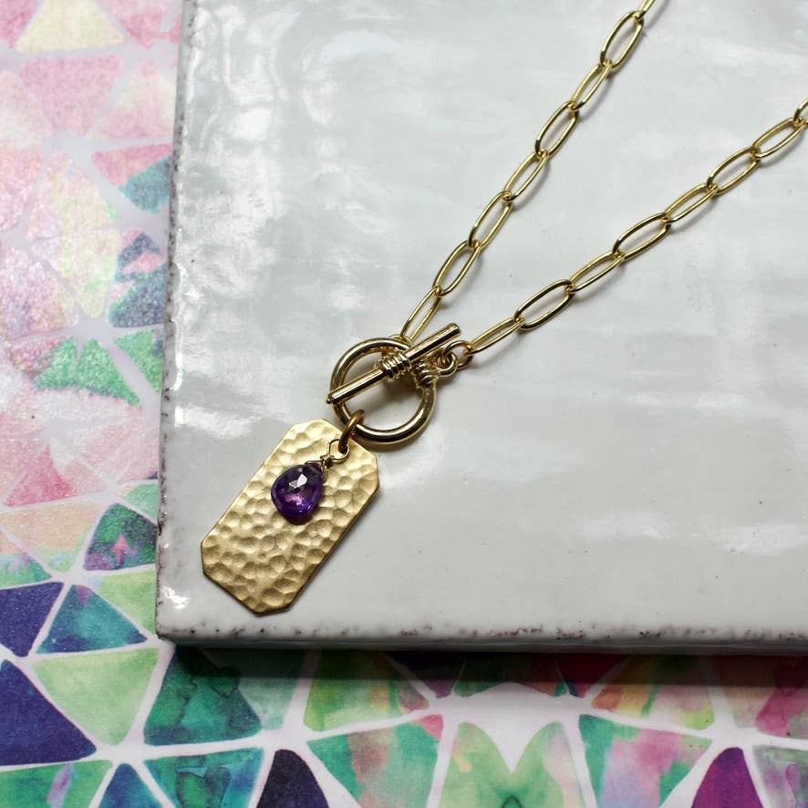 a.v. max - Wholesale Pendant/Charm Necklace - Hammered Dog Tag|Semi Stone & Toggle Closure|Gold|17"4