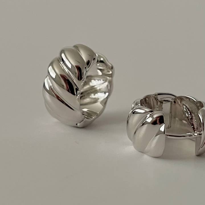 Mia Huggies - Silber für den Großhandel von Namaste Jewelry