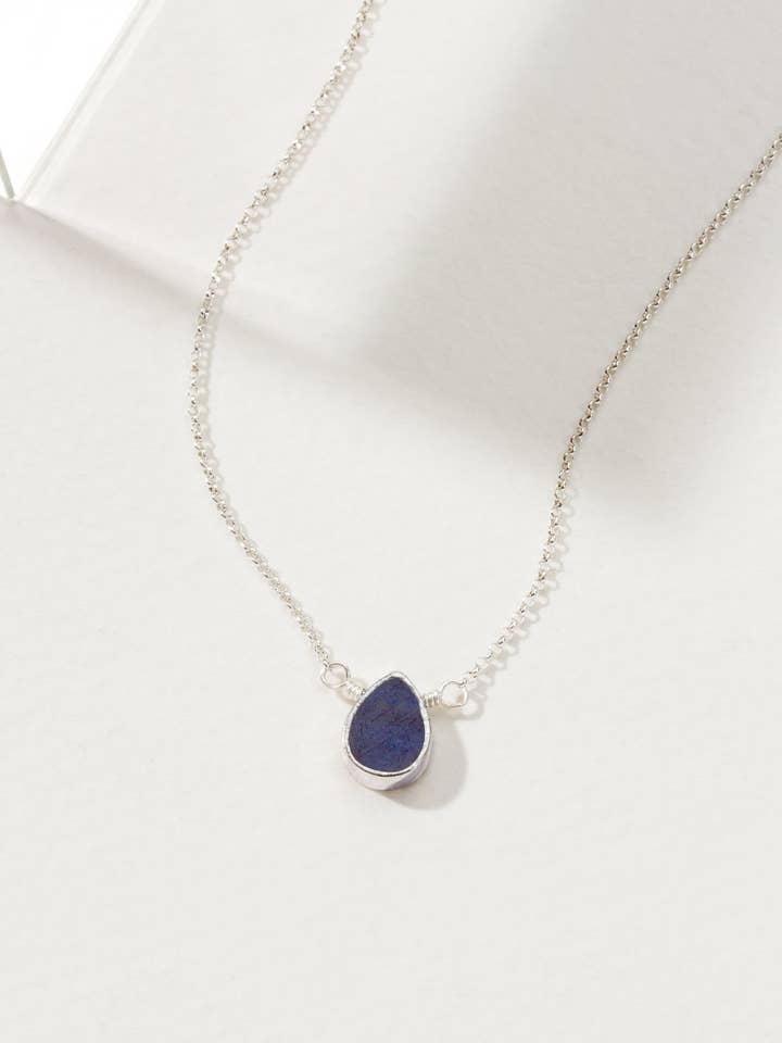 Silver Delicate Gemstone Necklace- Sapphire for wholesale by Luna Norte