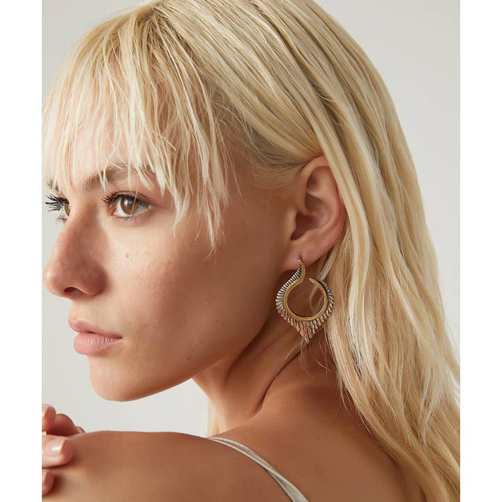 AVENS – wholesale Hoop-örhängen – AVENS örhängen i sterlingsilver med 18K guldbeläggning, unikt designade2