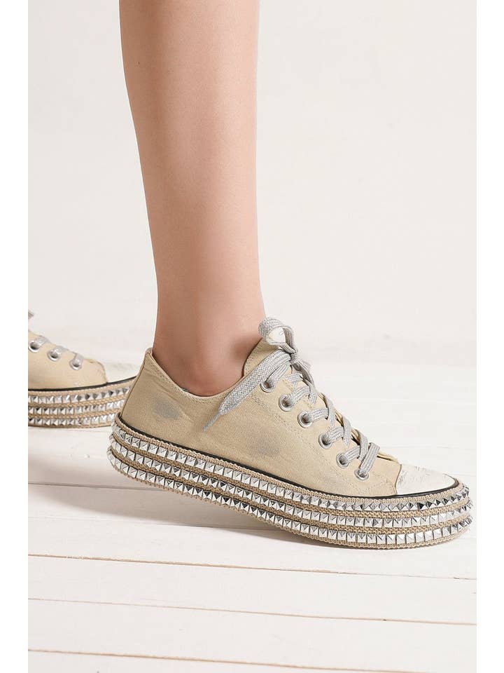 BEAST FASHION - Wholesale Lifestyle trainers – Women′s - ASH-07 Studded Top Sneakers6