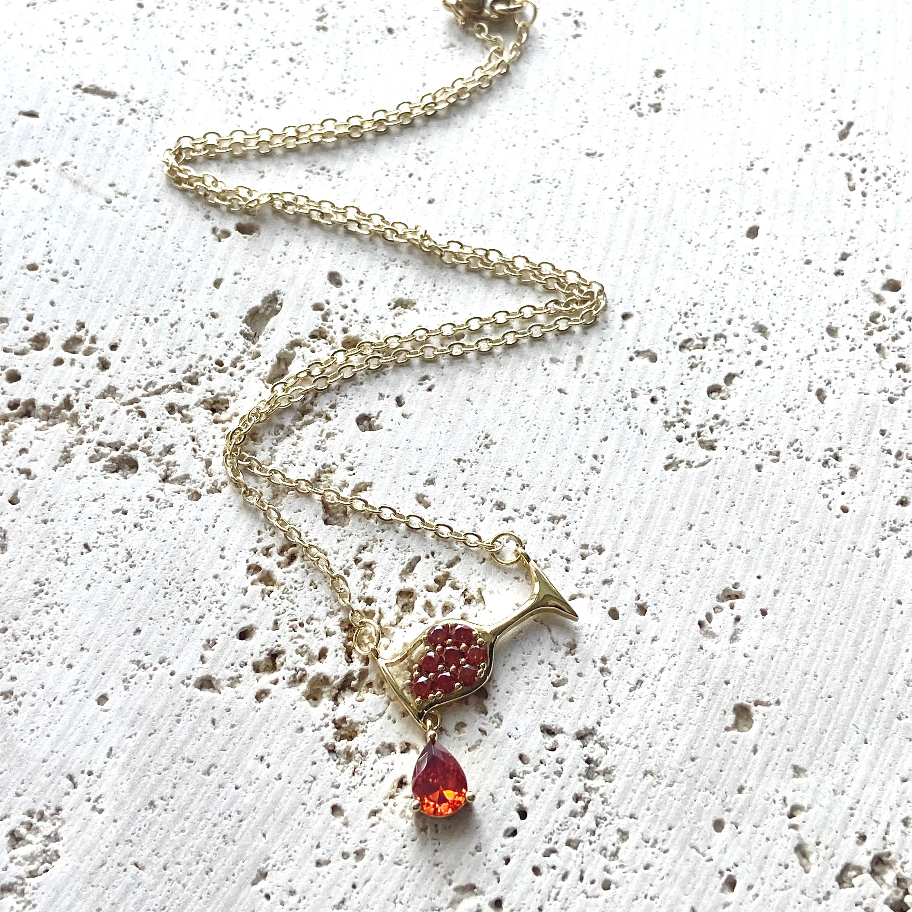 VB&CO Designs Handmade Jewelry - Vente Parures de bijoux - Vin bijoux cadeau cave vignoble cadeau raisin merlot bouteille14