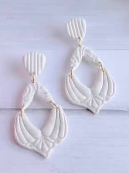 Evelyn Ohrschmuck für den Großhandel von Ailene’s Jewelry Bakery