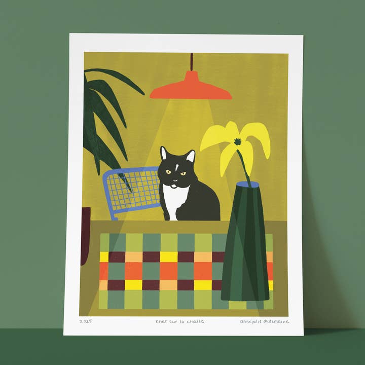 Affiche 'Chat sur une chaise' for wholesale by Anne-Julie Dudemaine