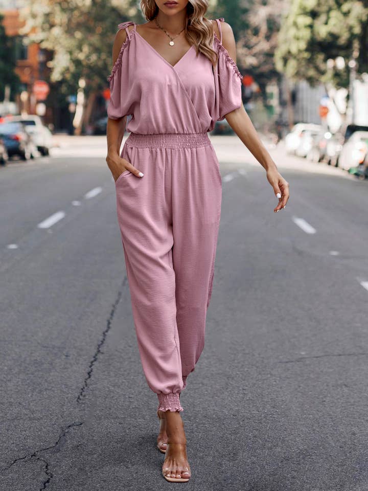 eLook – Großhandel Jumpsuit – Damen – SZ1-J9004 Schulterfreier Wickeloverall mit gesmokter Schulterpartie21