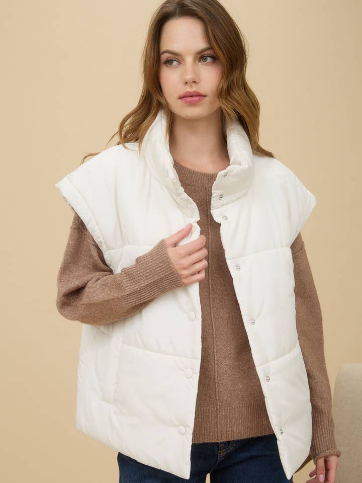 Blu Pepper - Wholesale Outerwear Vest - Women's - OVERSIZED SNAP BUTTON PUFFER VEST 16