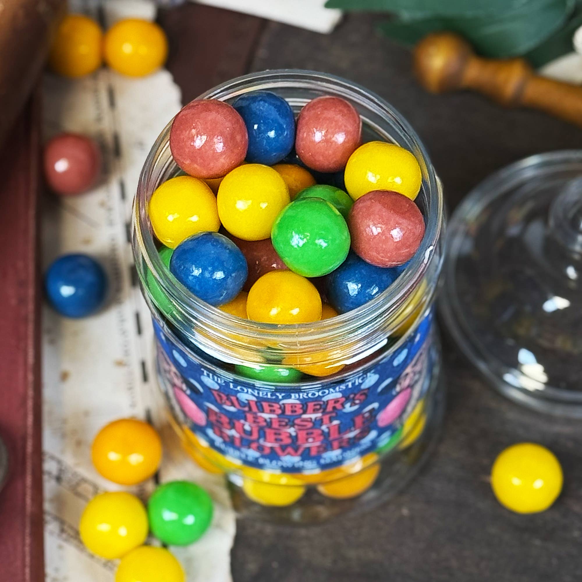 The Lonely Broomstick – wholesale Boiled sweets – Blibber's Best Bubblegum Blowers Jar1