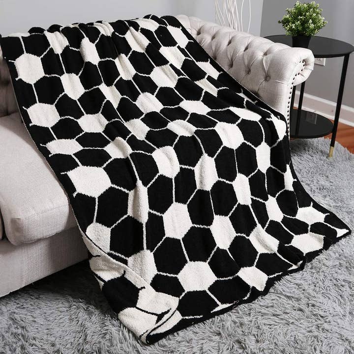 Sensibling Corp. - Wholesale Throw Blanket - Soccer Reversible Throw Blanket