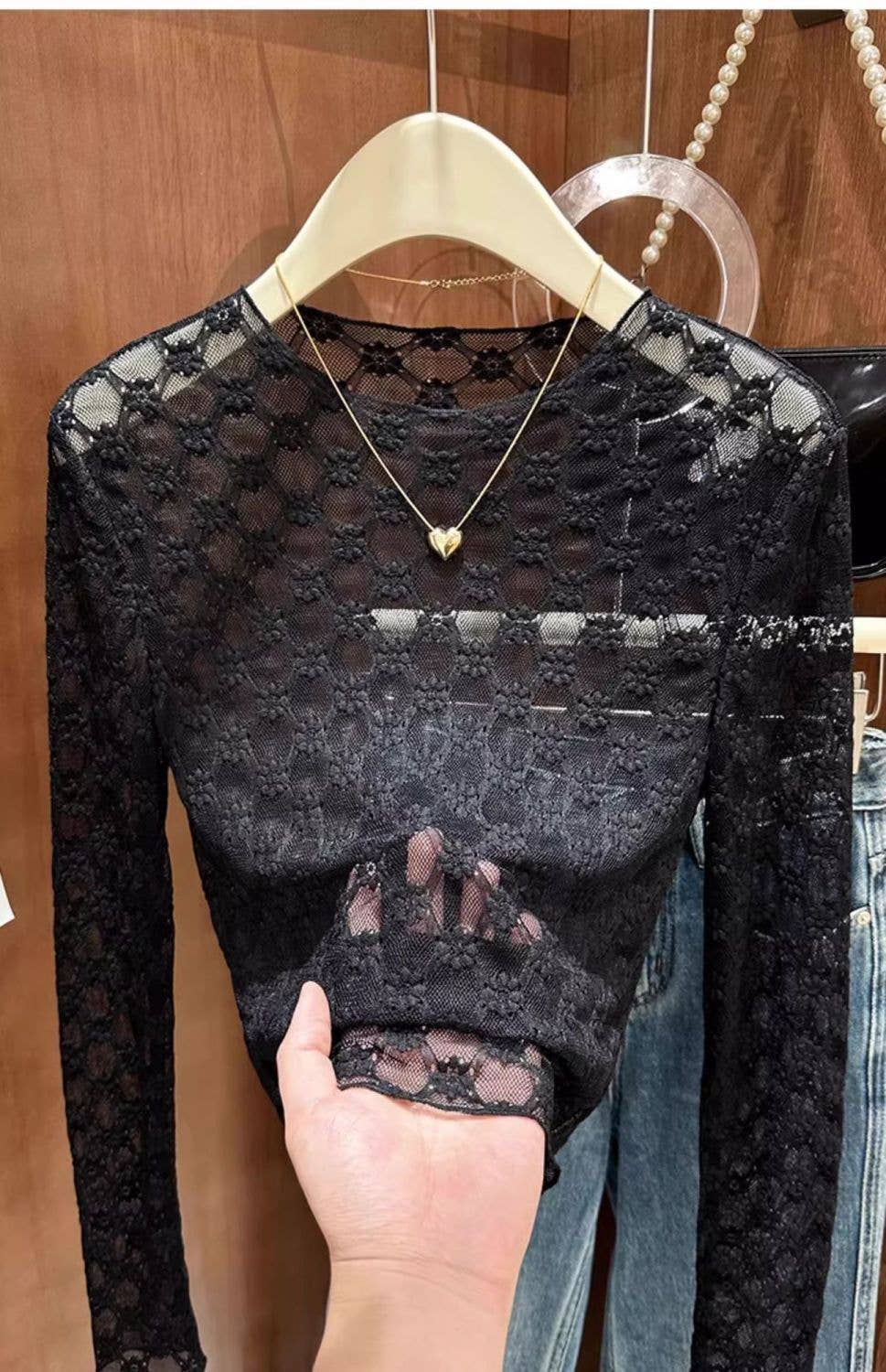 Rosa Clothing - Wholesale T-Shirt - Women's - Sheer Mesh Diamond Floral Lace Layering Fitted Crew Top21