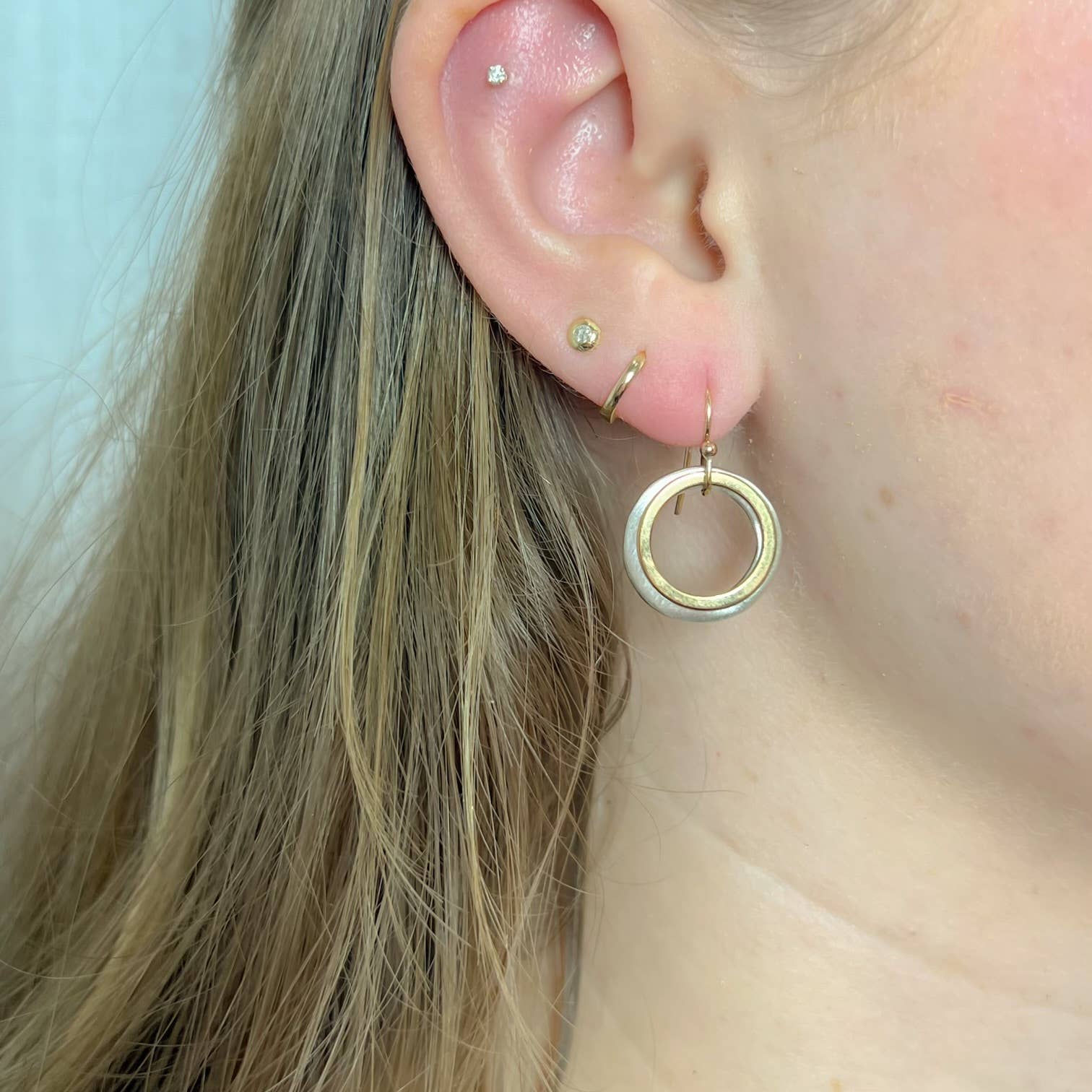 Philippa Roberts – wholesale Dangle earrings – Double Open Circle Earrings in Silver, Vermeil, or Mixed2