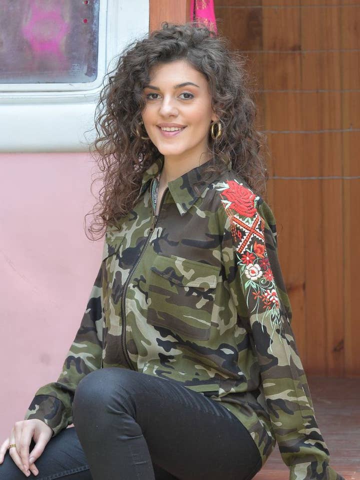 S400 Wendejacke Can't Camouflage Me für den Großhandel von Avani Del Amour