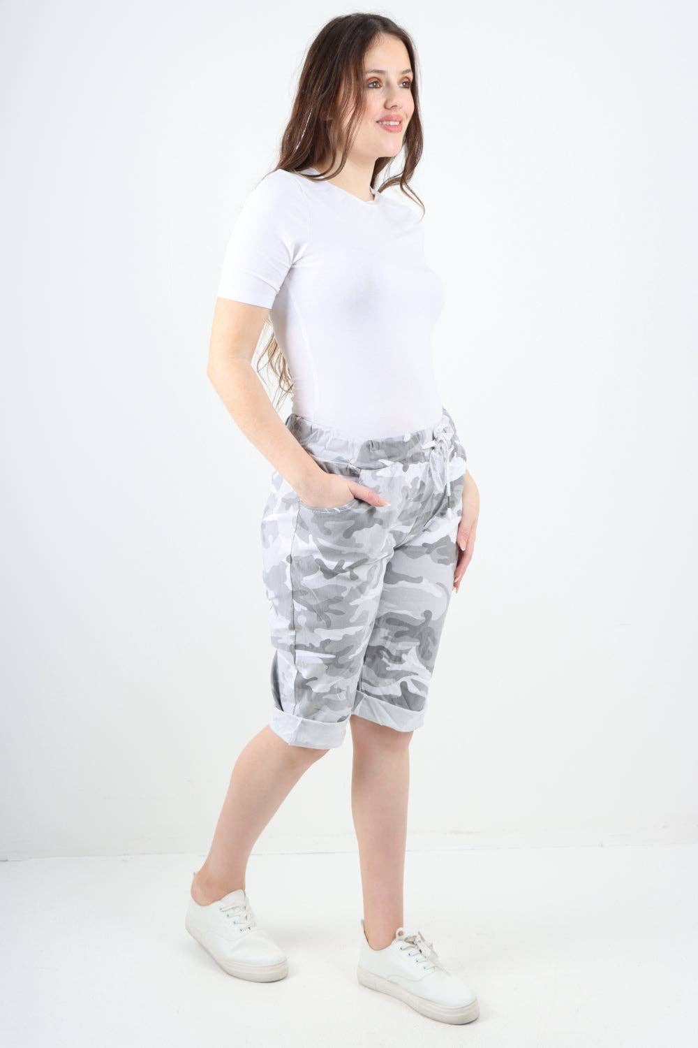 Miss Bold – wholesale Shorts – Women’s – Italian Camouflage Magic Chino Shorts74