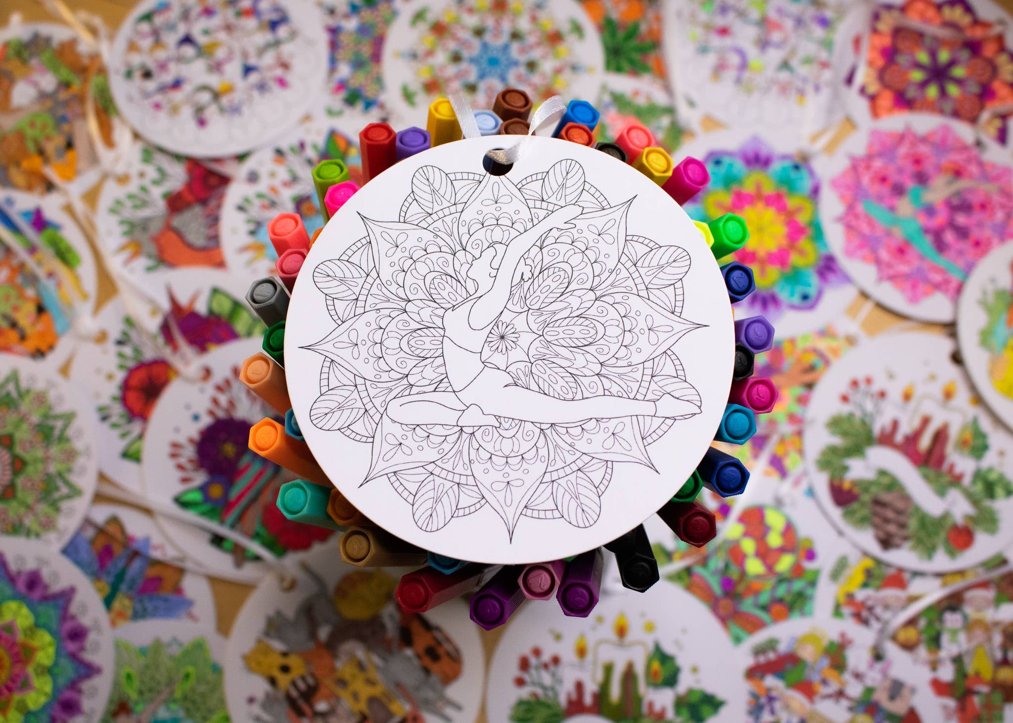 Iron Maid Art – Ornamento por atacado – Yoga Coloring Ornamento de Natal Presente de Natal Meditação0