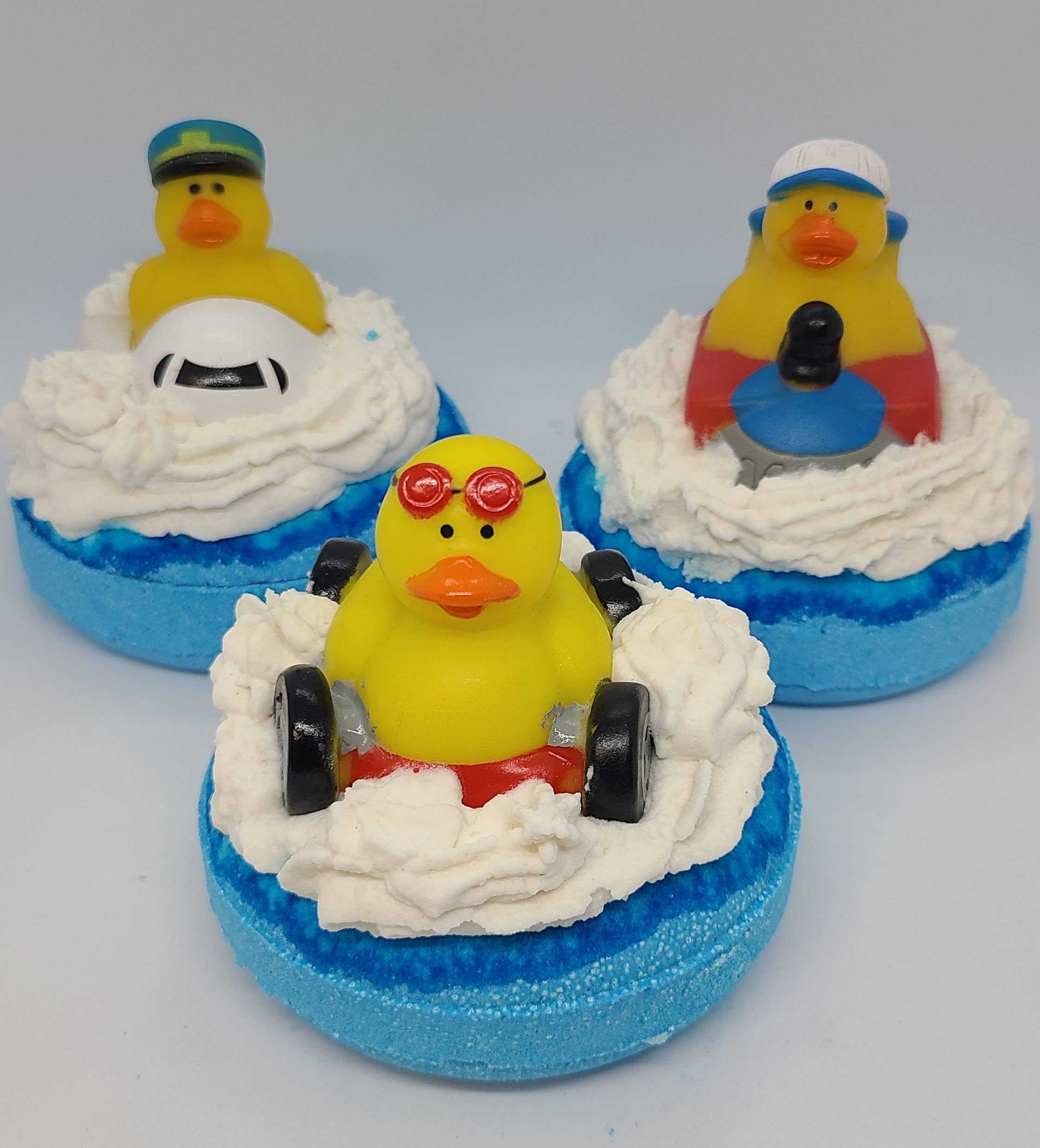 Sassy Bubbles - Wholesale Bath Bomb/Fizz - Inner Tube Float, Bubble Frosting Bath Bombs1