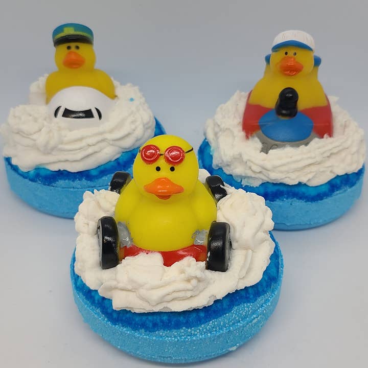 Sassy Bubbles - Wholesale Bath Bomb/Fizz - Inner Tube Float, Bubble Frosting Bath Bombs1