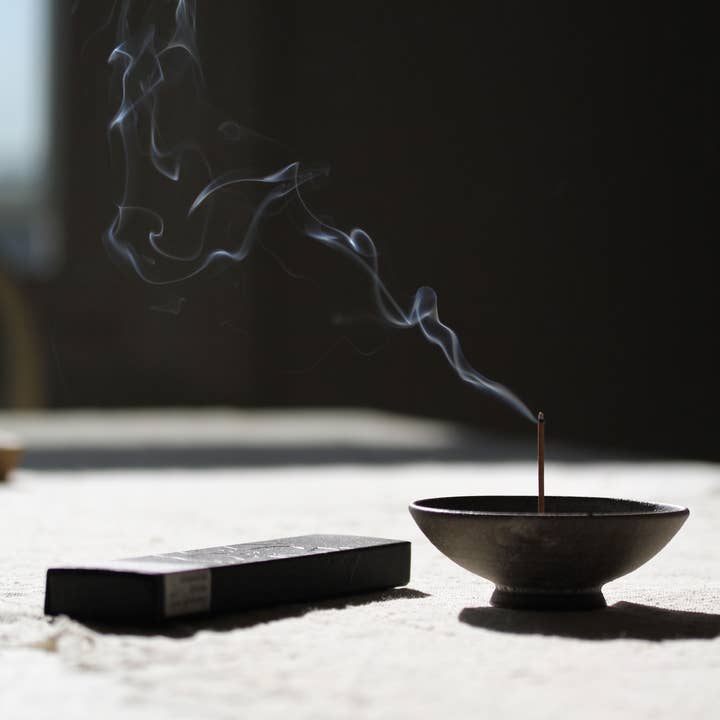 Ume Incense – Großhandel Räucherwerk – Räucherstäbchen | INNER BLOOM Lavendel, Sandelholz | Natürliches Räucherwerk