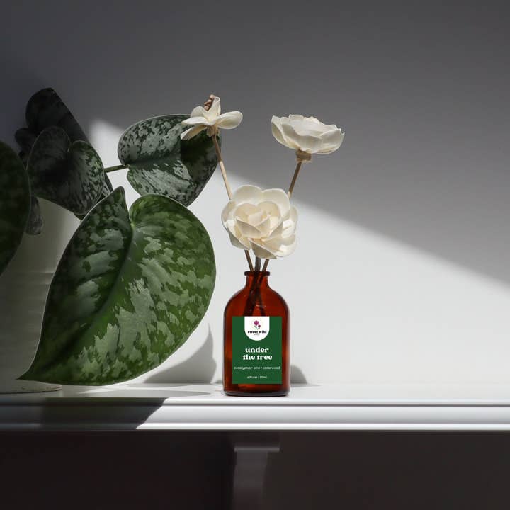 Sola Wood Flower Diffuser – Under the Tree | Long-Lasting Natural Home Fragrance for wholesale by Sweet Wild Scents