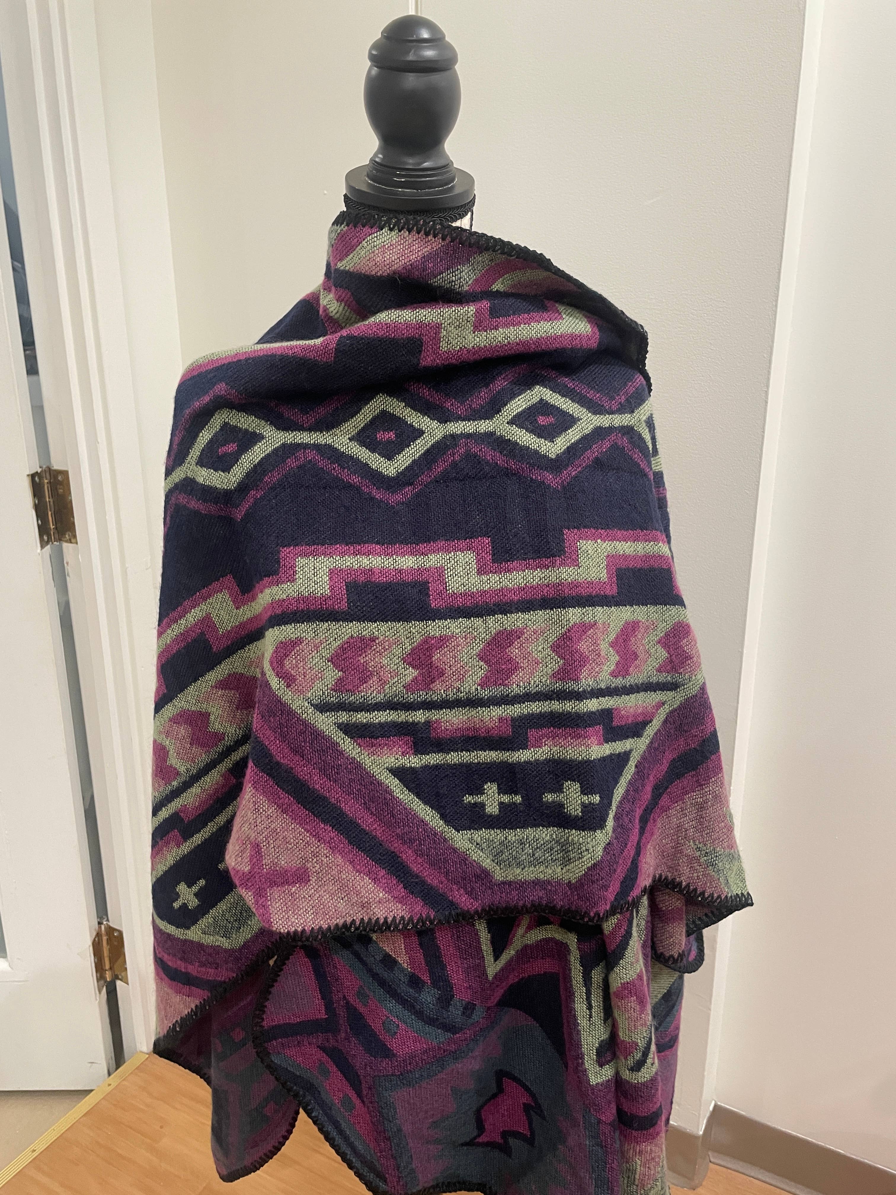 AMMA JO - Wholesale Wrap - Women's - Style Shawl - Purple Hues3