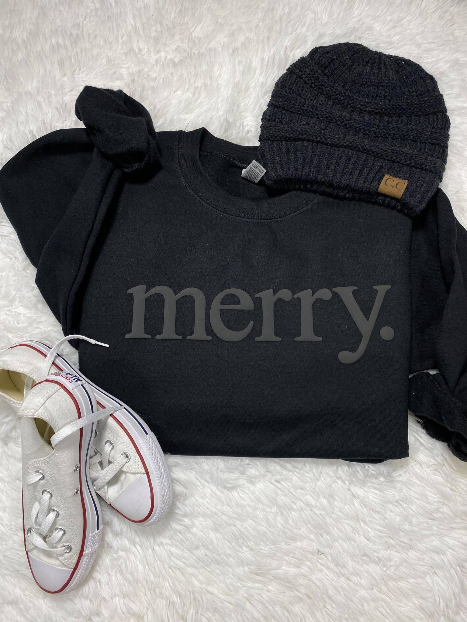 Noir Polaire Merry Grey Puff en vente sur Faire0