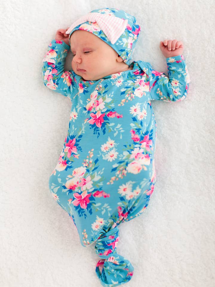 SoftSnooze™ Baby Girls Bamboo Viscose Fancy Me Floral Ruffle Knotted Sleep Gown & Bow Hat Set
for wholesale by RuffleButts + RuggedButts