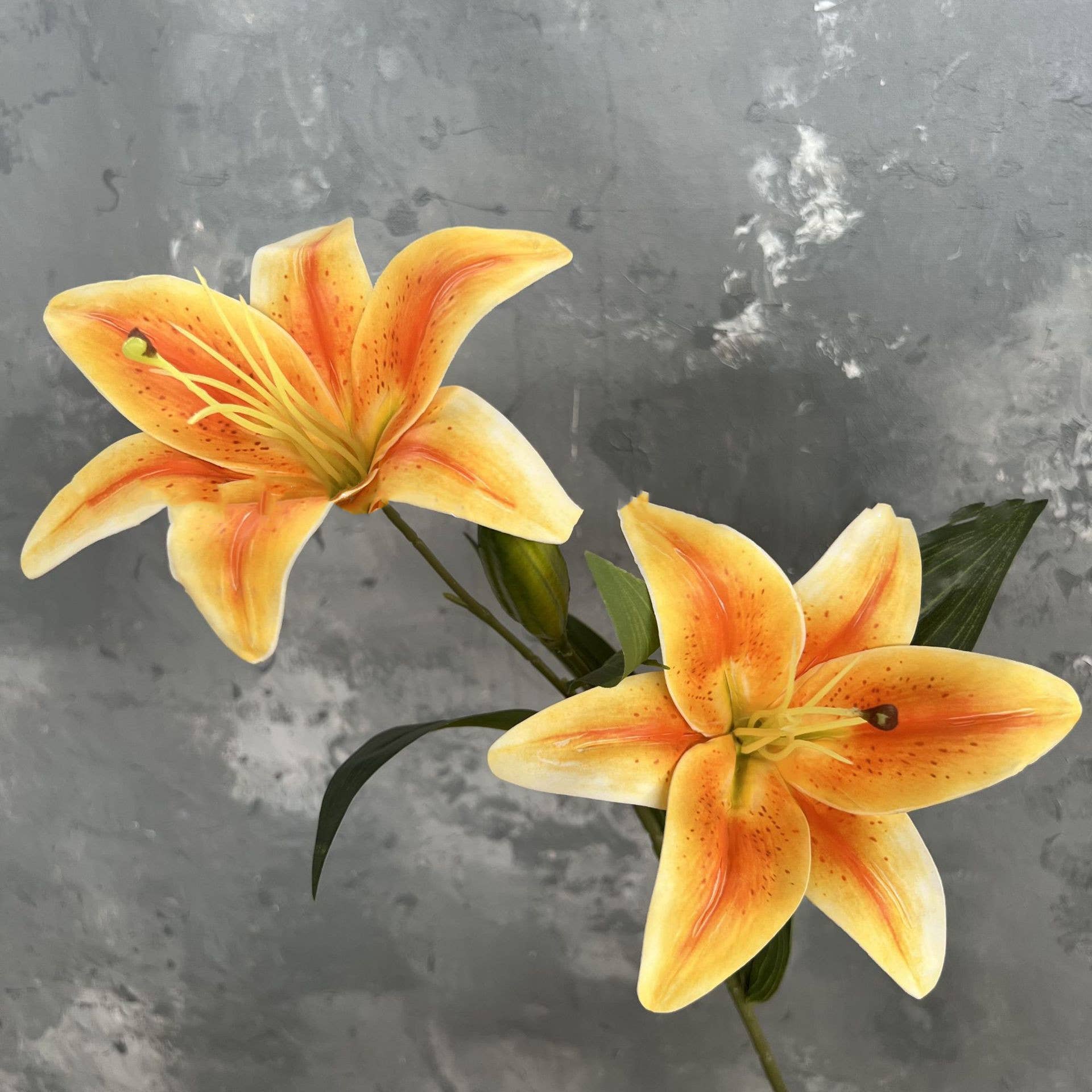 Sweet Home Deco – wholesale Konstgjorda blommor – 23'' (58,4 cm) konstgjord liljestjälk med höstliljor3