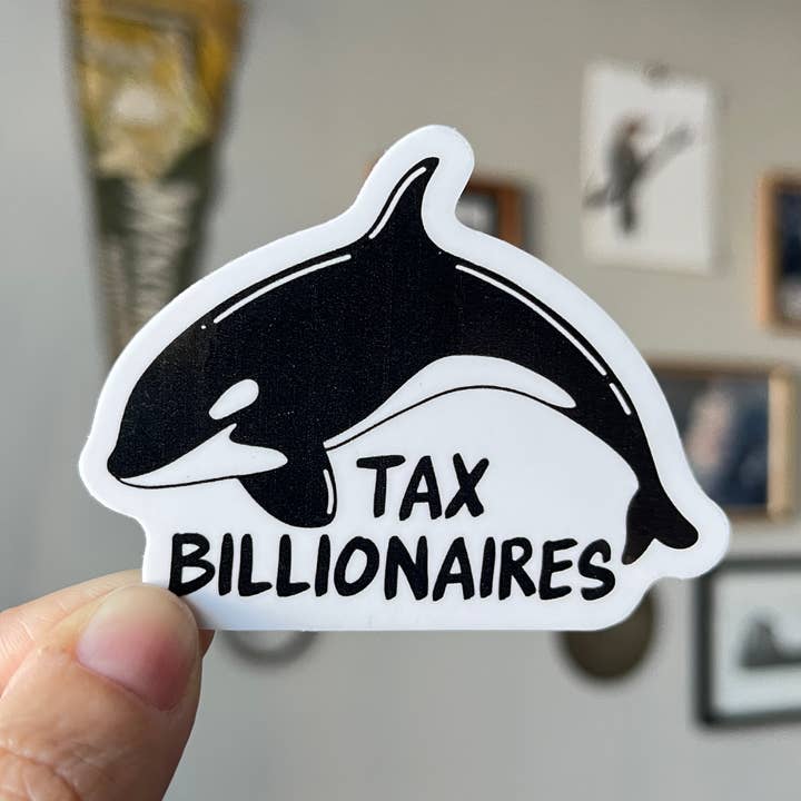 Adesivo "Tassa i miliardari" per la vendita all'ingrosso da parte di Thanks, Capitalism!