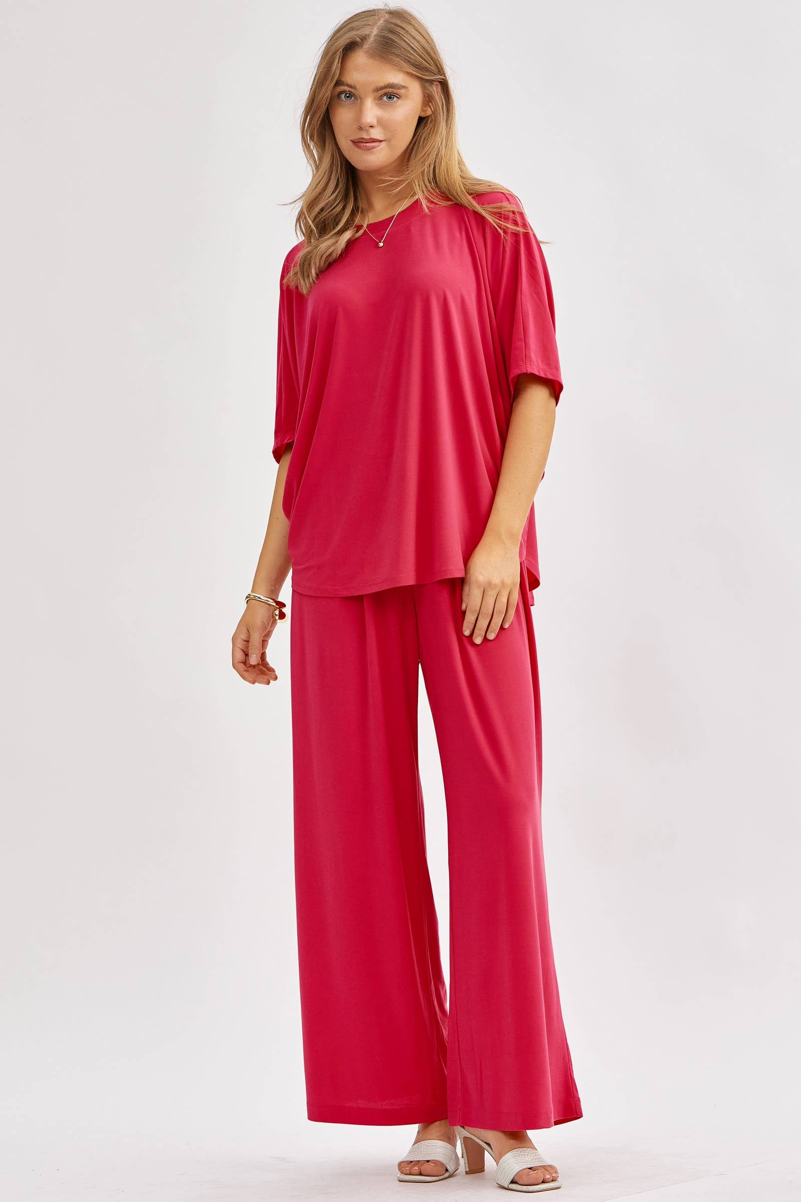 Dear Scarlett - Vendita all'ingrosso Completo top e pantaloni (NON loungewear) - Donna - Completo fluido con top ampio stile poncho e pantaloni larghi TRVSET-COASTAL18