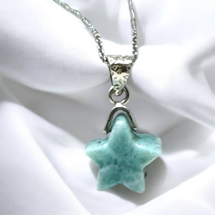 Akstar Gems - Venta al por mayor Collares con colgantes/abalorios - Collar de larimar, piedra de la Atlántida, piedra curativa, estrella de plata, joyería bohemia, joyería bohemia, regalo de joyería de larimar de la República Dominicana, 1,20 x 0,60 pulgadas