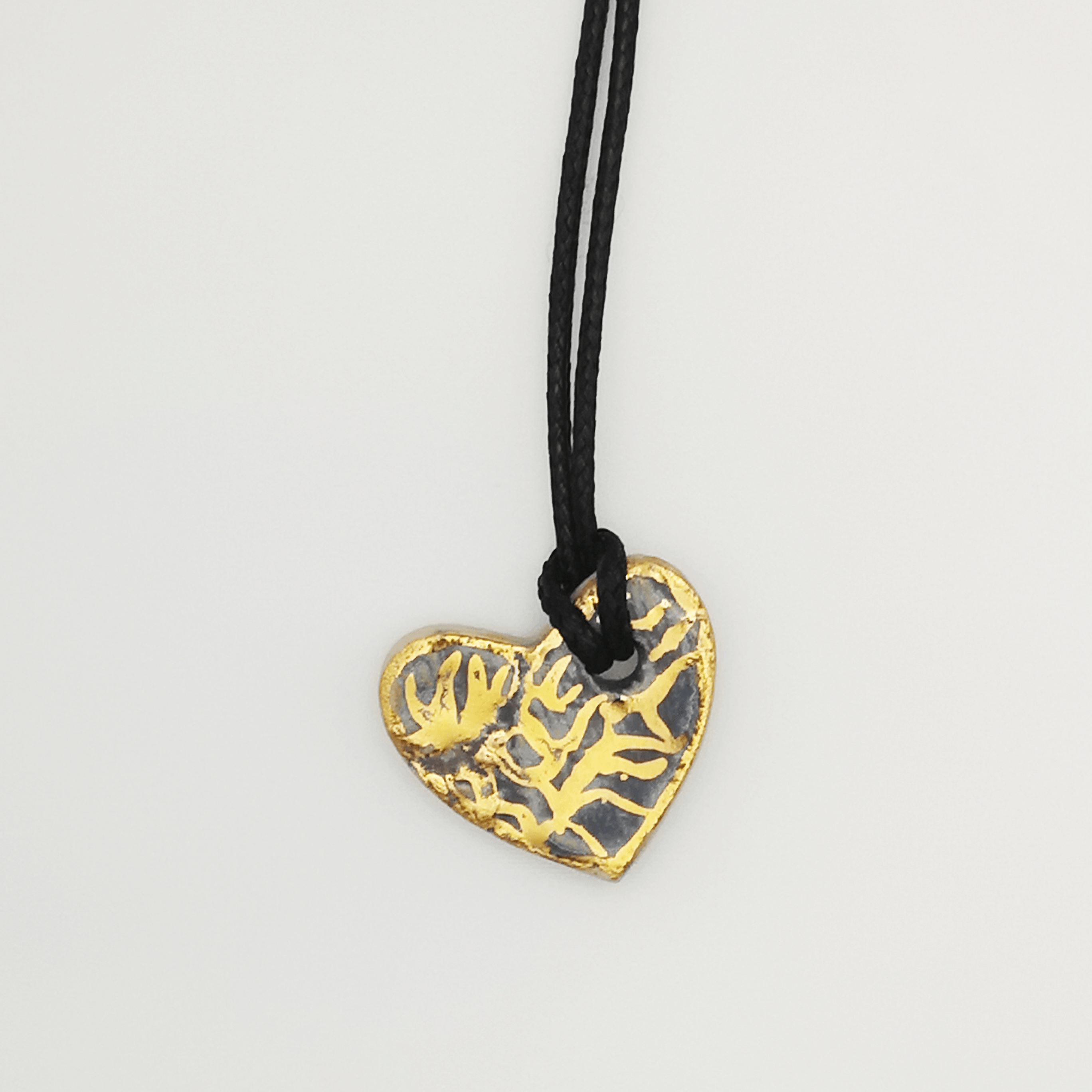 Corinne Ceramique - Wholesale Pendant/Charm Necklace - Collier cœur bleu cordon cuir4