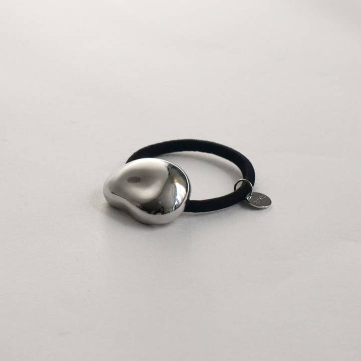 nar'sha - Wholesale Hair tie - Pebble-Shaped Metal Cuff Hair Tie | Silver2