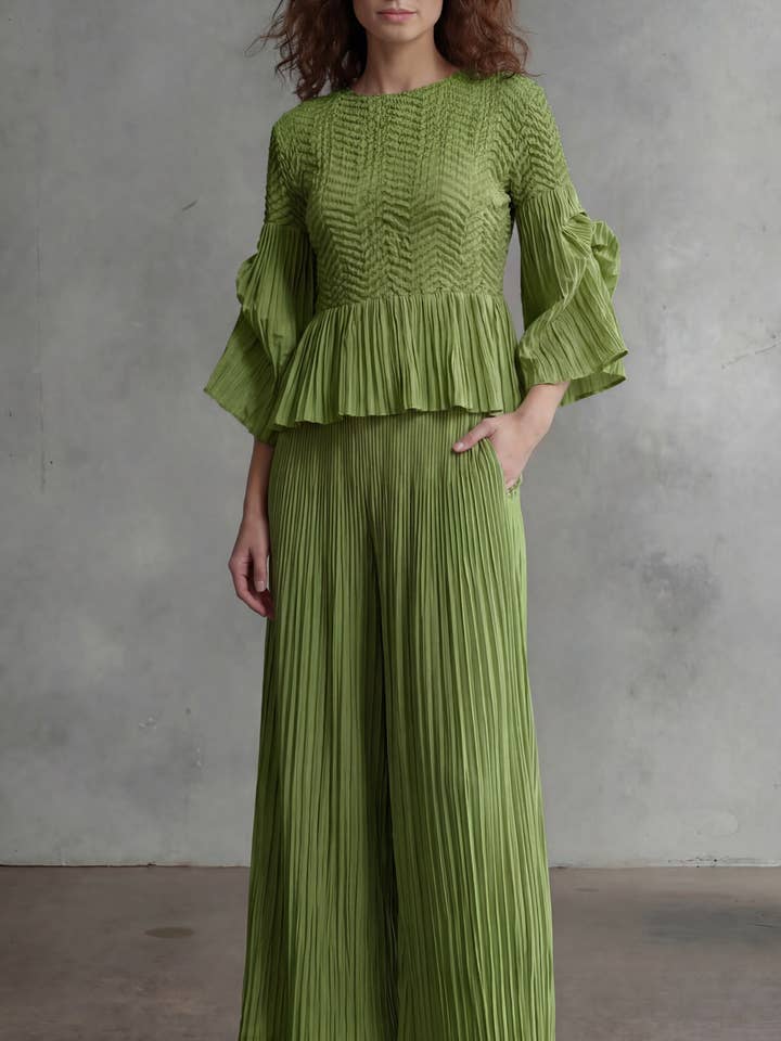 Geplooide blousetop met uitlopende mouwen en zoom (Groen) voor wholesale door Ellyndale